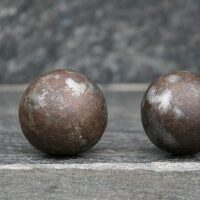 000021343130273__Kanonenkugeln