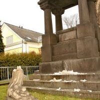 000021393416931__Kriegerdenkmal1